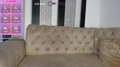 ebonyy_petite_69 online show from February 3, 6:40 am