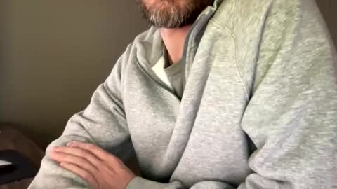 Erik online show from October 28, 2:29 pm