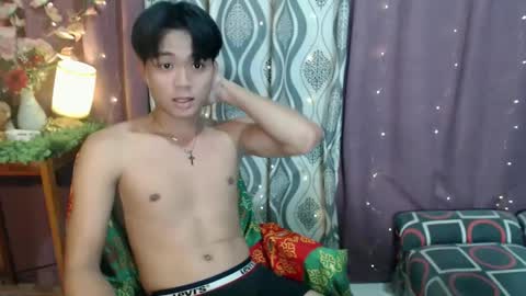 edelcum_xx online show from February 22, 9:12 am