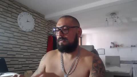 Snapshot of edgarram83 chatting on September 19, 6:11 pm edgarram83 online show from September 19, 6:11 pm