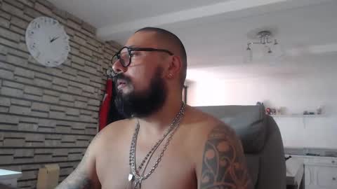 Snapshot of edgarram83 chatting on September 20, 7:06 pm edgarram83 online show from September 20, 7:06 pm