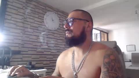 Snapshot of edgarram83 chatting on September 9, 7:58 pm edgarram83 online show from September 9, 7:58 pm