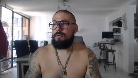 Snapshot of edgarram83 chatting on February 10, 6:24 pm edgarram83 online show from February 10, 6:24 pm