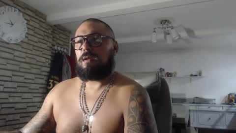 Snapshot of edgarram83 chatting on September 28, 4:43 am edgarram83 online show from September 28, 4:43 am