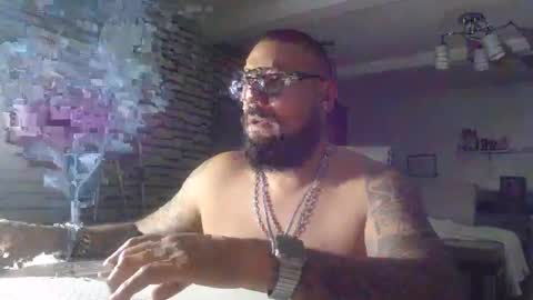 Snapshot of edgarram83 chatting on October 21, 7:13 am edgarram83 online show from October 21, 7:13 am