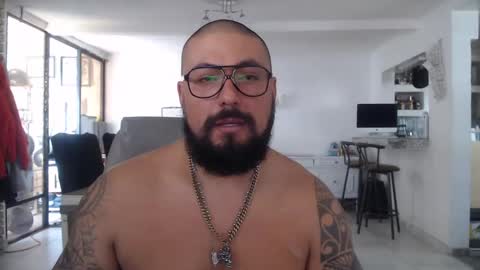 Snapshot of edgarram83 chatting on February 9, 7:09 pm edgarram83 online show from February 9, 7:09 pm