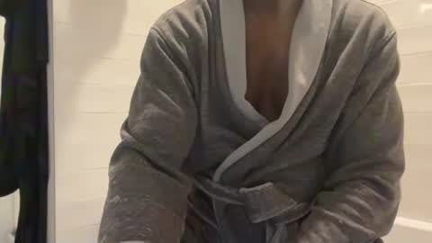 Dad online show from April 8, 3:26 pm