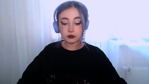 fickle demon made of clumps of matter online show from October 29, 7:32 am