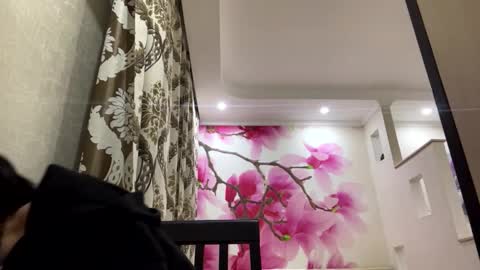 Eri online show from February 17, 7:57 pm