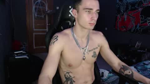 Eduar online show from October 30, 1:12 pm