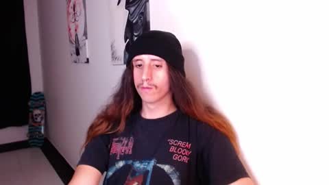 edward_chann online show from December 18, 3:15 am