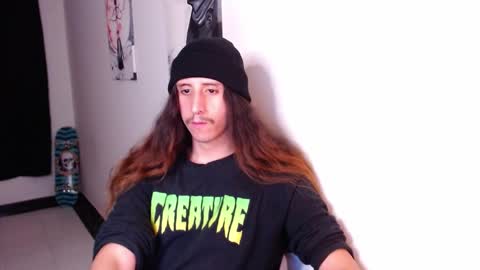 edward_chann online show from December 21, 4:41 am