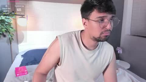 Eduardo online show from April 16, 4:01 am