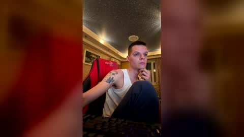 edward_secret online show from February 7, 3:37 pm