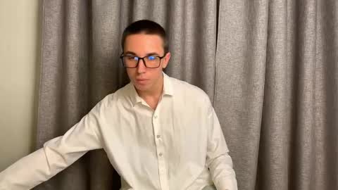 edwarddzhekson online show from October 27, 11:43 am