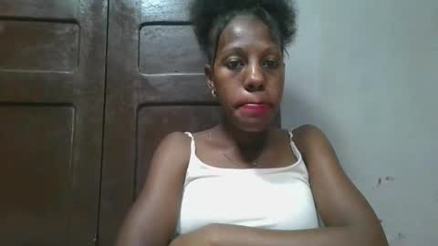 edwige770943 online show from May 18, 4:07 am