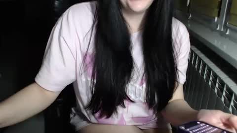 Effy online show from May 5, 7:41 pm