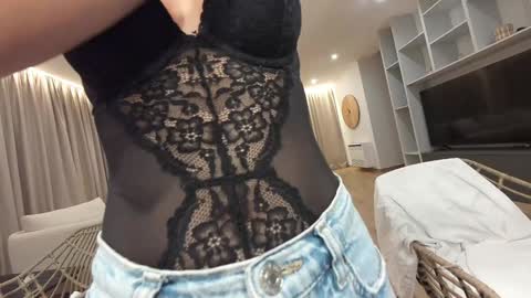 Erik and Alice online show from October 10, 1:33 am