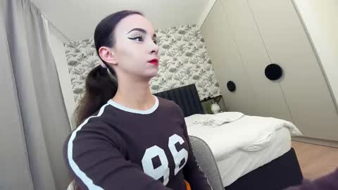 Erik and Alice online show from March 2, 11:20 pm