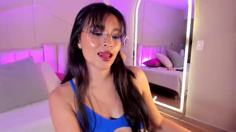 eimmy_bm online show from November 18, 7:06 pm