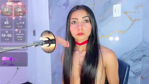 Eimy online show from November 6, 9:51 pm