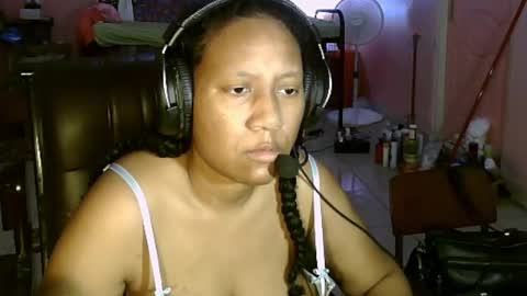 Eirondra Valeen online show from March 27, 2:06 am