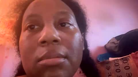 Eirondra Valeen online show from November 10, 6:10 pm