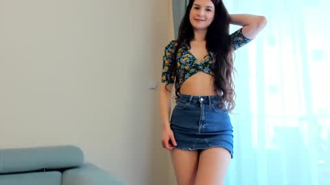 Ela online show from March 4, 7:51 am