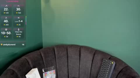 elaine87_ online show from October 6, 9:54 pm