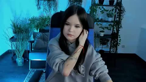 Your sweet girl online show from December 21, 7:20 pm