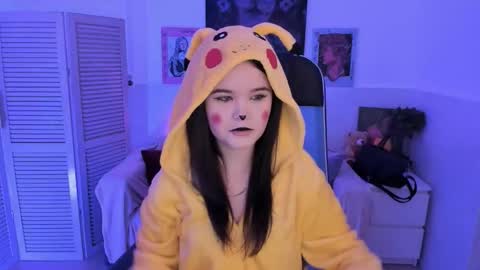 Your sweet girl online show from November 8, 8:01 pm