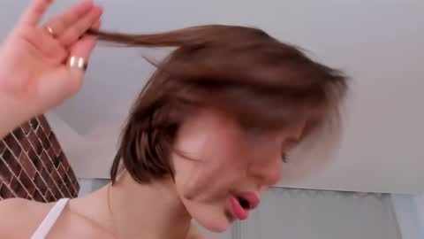 Snapshot of elannand chatting on March 4, 12:33 pm ELA 3 online show from March 4, 12:33 pm