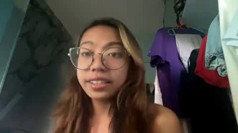 Ela online show from June 9, 12:00 am