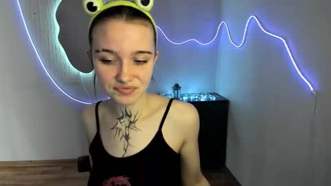 elastikiss online show from February 24, 7:44 am