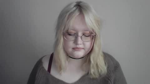 elayne_sweet online show from February 24, 8:06 am