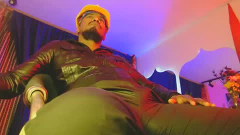 elcaballeroblack online show from November 9, 4:38 am