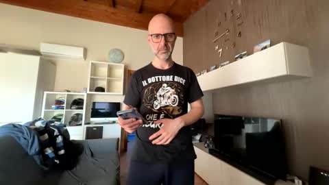 Eldiablo844 online show from April 9, 4:45 pm