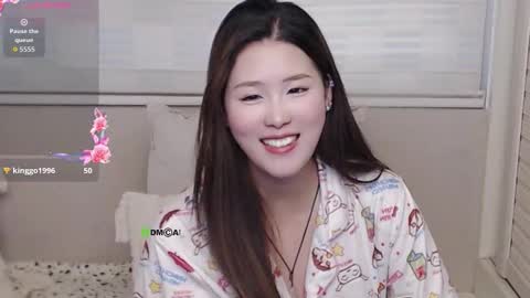 eleanore online show from December 4, 3:17 am