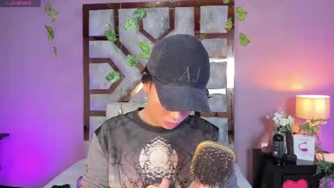 electra_gosselin online show from June 10, 1:05 am