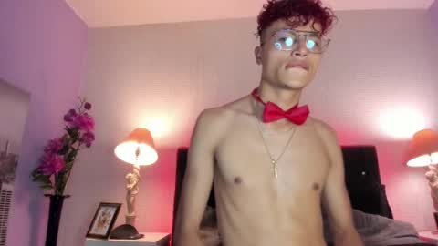 Elegant online show from December 29, 8:55 am