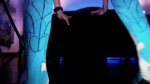 Elegant online show from January 12, 8:46 am