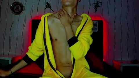 Elegant online show from January 24, 6:57 am