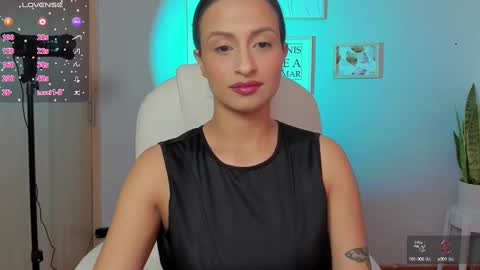 Snapshot of elena_ruiz chatting on February 26, 8:58 pm Elena online show from February 26, 8:58 pm