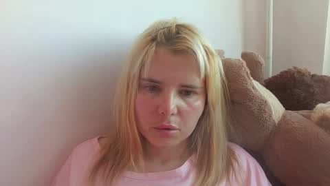 Elena online show from June 6, 4:35 pm