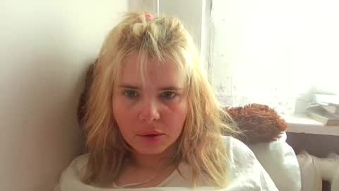 Elena online show from April 14, 10:29 am