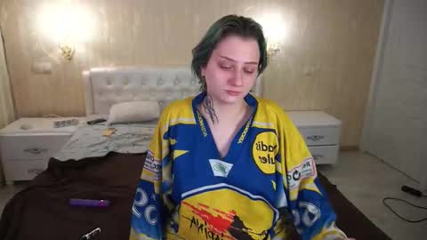 Luna online show from January 10, 10:48 pm