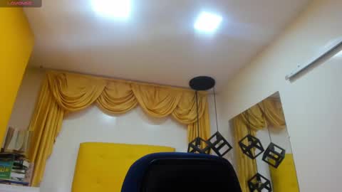 E L I A S online show from March 2, 12:43 pm