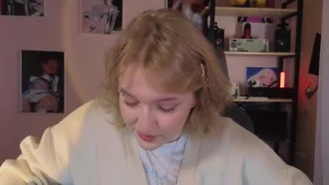 Ellie online show from February 20, 5:29 am