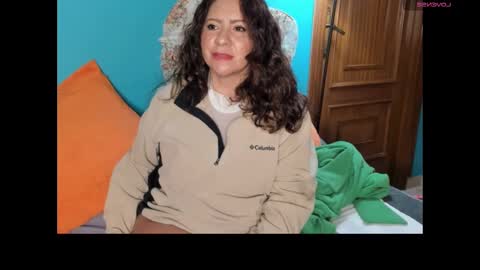 Snapshot of elif__girasol chatting on March 1, 6:54 pm elifgirasol online show from March 1, 6:54 pm