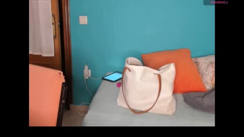 Snapshot of elif__girasol chatting on February 25, 8:21 pm elifgirasol online show from February 25, 8:21 pm